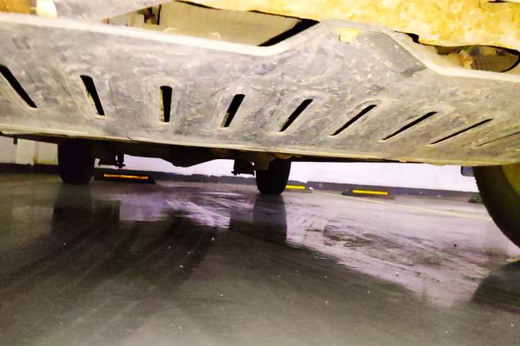 Used Wuling Rongguang V 2016 1.5L Standard Version Chassis Front