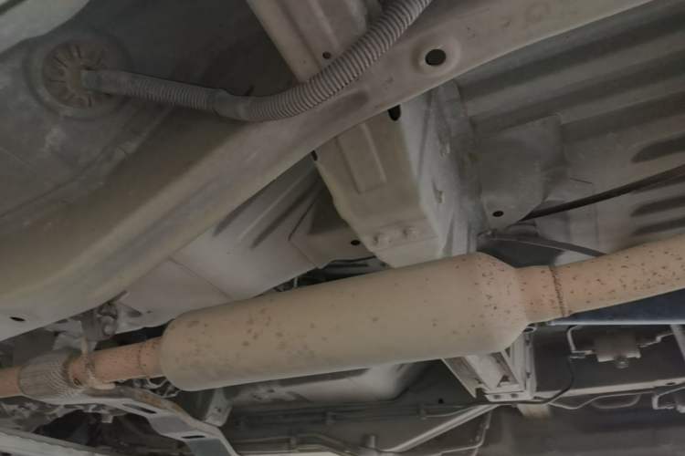 Used Wuling Rongguang V 2016 1.5L Standard Version Chassis Front Left