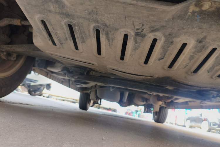 Used Wuling Rongguang V 2016 1.2L Standard Version Chassis Front