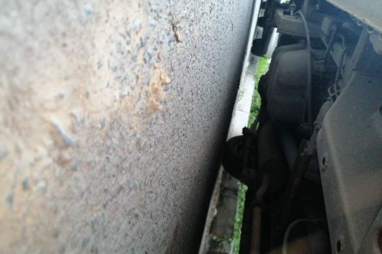 Used Wuling Rongguang V 2016 1.2L Practical Version Chassis Front Right