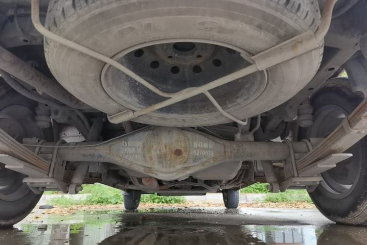 Used Wuling Rongguang V 2016 1.5L Standard Version Chassis Rear