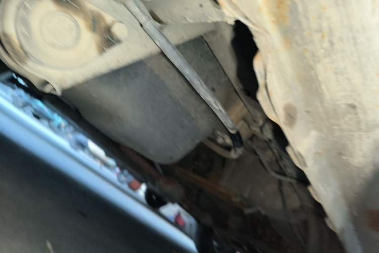 Used Wuling Rongguang V 2016 1.2L Standard Version Chassis Rear Right