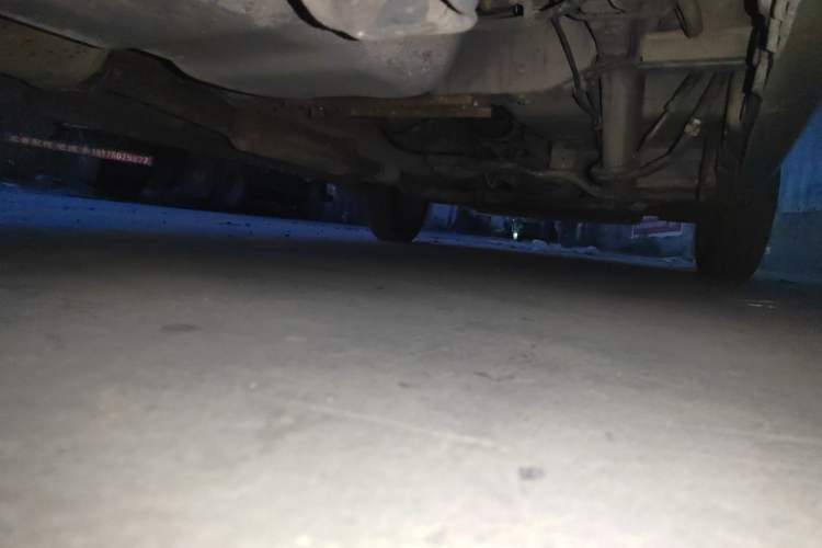 Used Wuling Rongguang V 2016 1.5L Standard Version Chassis Rear Right