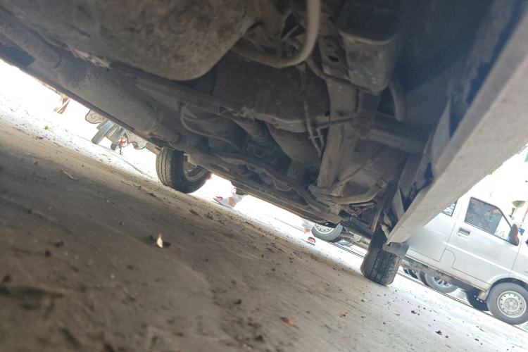 Used Wuling Rongguang V 2016 1.5L Standard Version Chassis Rear Right