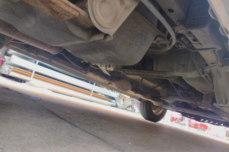 Used Wuling Rongguang V 2016 1.2L Standard Version Chassis Rear Right