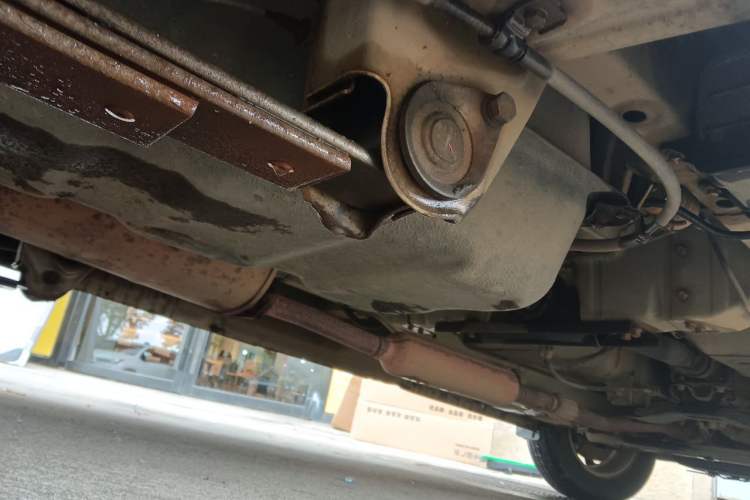 Used Wuling Rongguang V 2016 1.5L Standard Version Chassis Rear Right