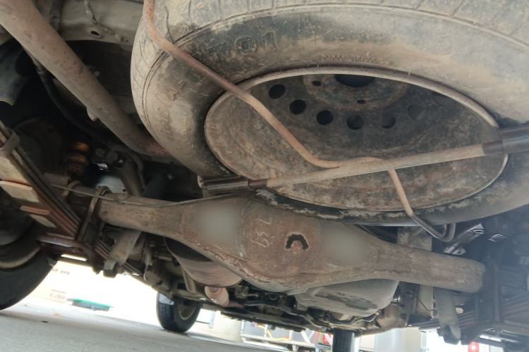 Used Wuling Rongguang V 2016 1.5L Standard Version Chassis Rear