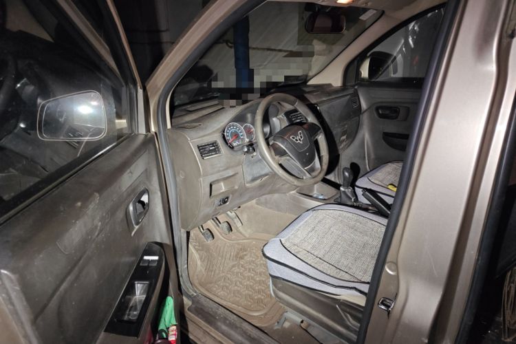 Used Wuling Rongguang V 2016 1.5L Standard Version Driver Seat