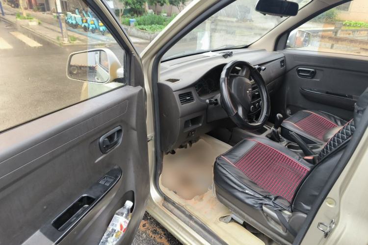 Used Wuling Rongguang V 2016 1.5L Standard Version Driver Seat
