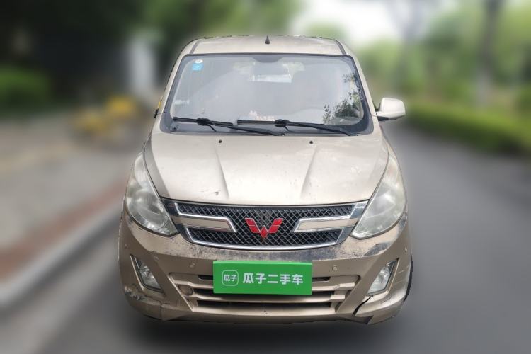 Used Wuling Rongguang V 2016 1.5L Standard Version Exterior 1