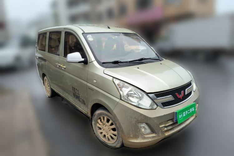 Used Wuling Rongguang V 2016 1.5L Standard Version Exterior 2