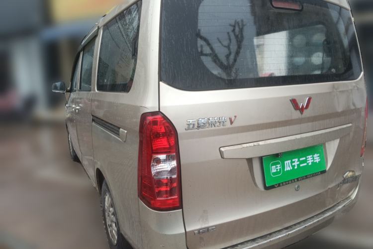 Used Wuling Rongguang V 2016 1.5L Standard Version Exterior 3