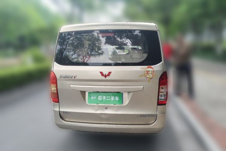 Used Wuling Rongguang V 2016 1.5L Standard Version Exterior 4