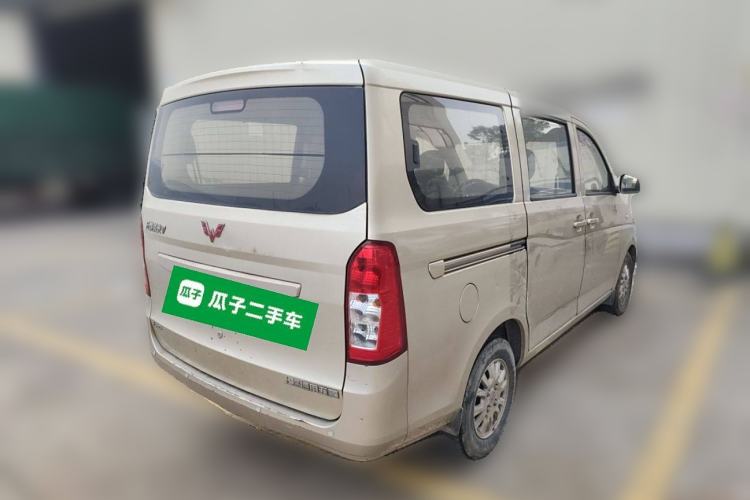 Used Wuling Rongguang V 2016 1.2L Standard Version Exterior 5