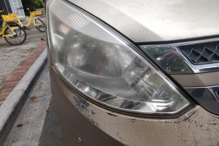 Used Wuling Rongguang V 2016 1.5L Standard Version Exterior 6