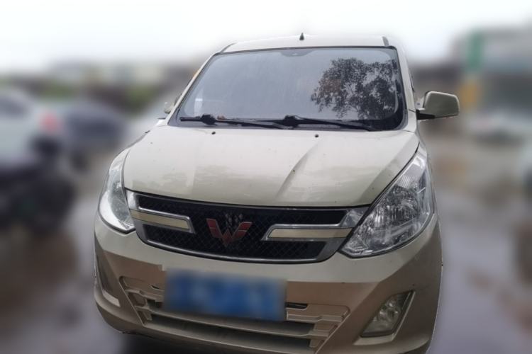 Used Wuling Rongguang V 2016 1.5L Standard Version Front
