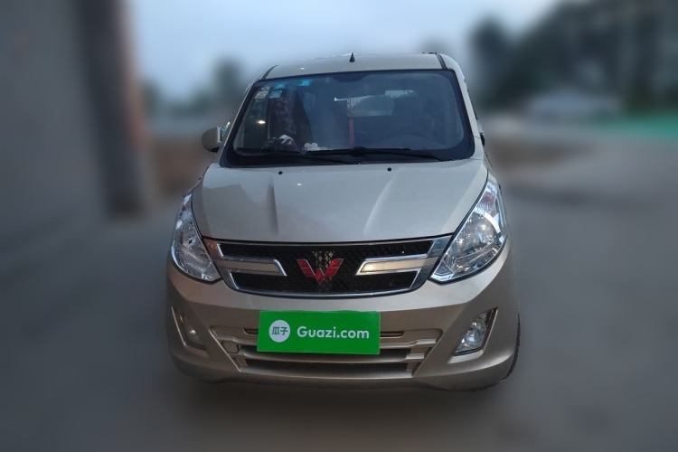 Used Wuling Rongguang V 2016 1.5L Standard Version Front