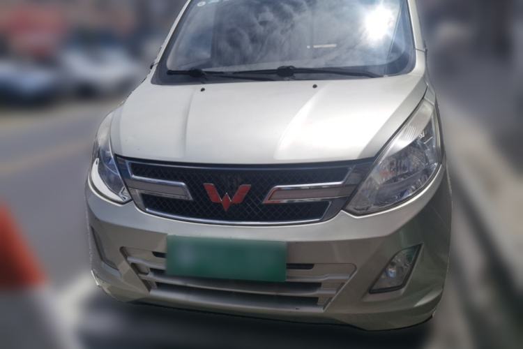 Used Wuling Rongguang V 2016 1.5L Standard Version Front