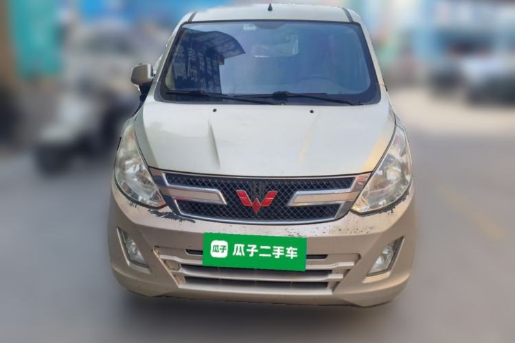 Used Wuling Rongguang V 2016 1.2L Standard Version Front