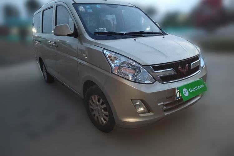 Used Wuling Rongguang V 2016 1.5L Standard Version Front Right 45 Deg