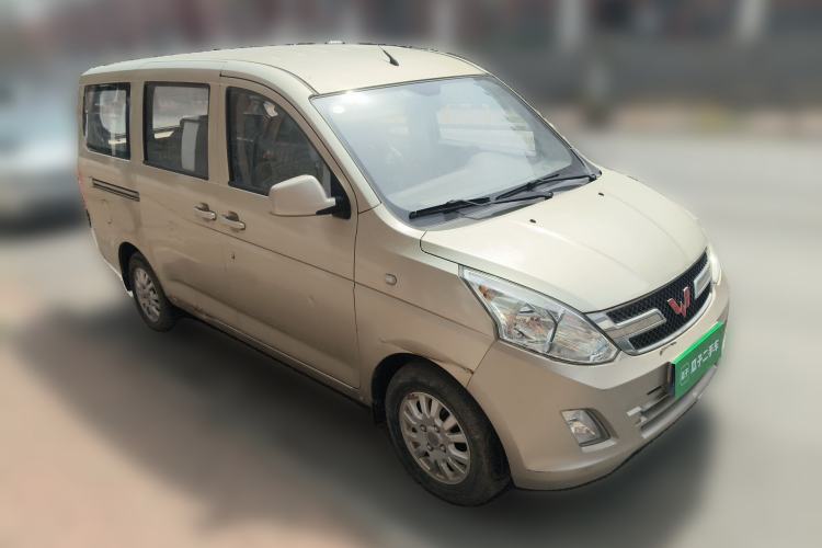 Used Wuling Rongguang V 2016 1.2L Standard Version Front Right 45 Deg