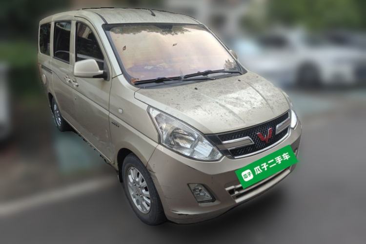 Used Wuling Rongguang V 2016 1.5L Standard Version Front Right 45 Deg