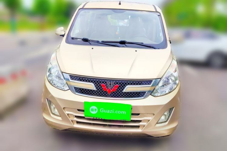Used Wuling Rongguang V 2016 1.5L Standard Version Front