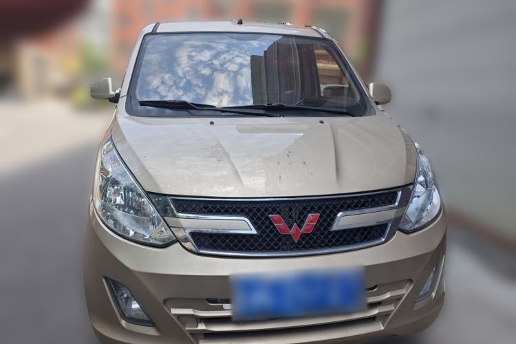 Used Wuling Rongguang V 2016 1.5L Standard Version Front