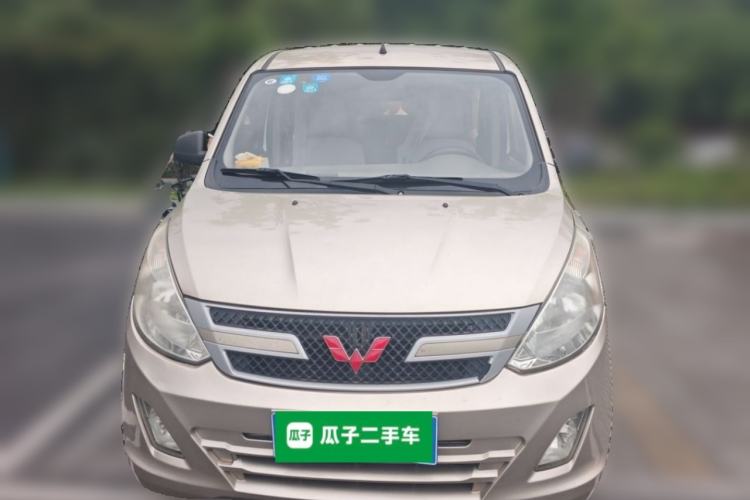Used Wuling Rongguang V 2016 1.5L Practical Version Non-Power-Assisted Front