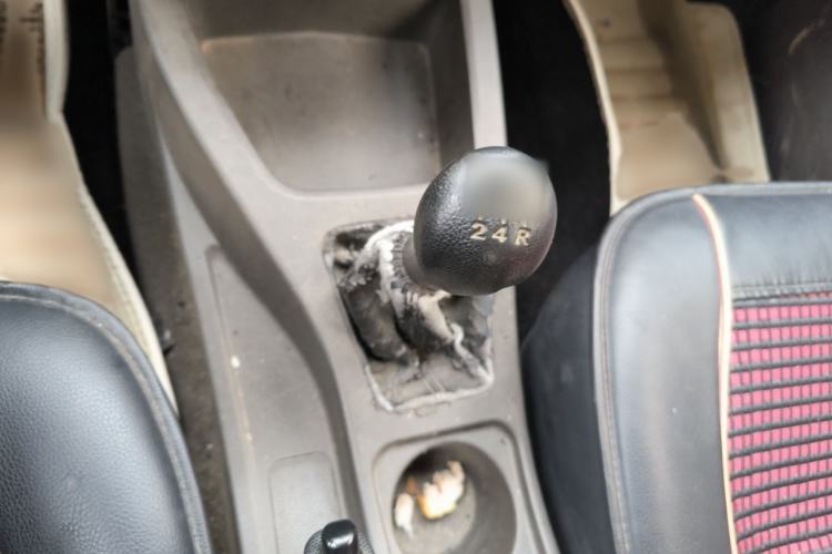 Used Wuling Rongguang V 2016 1.5L Standard Version Gear Lever