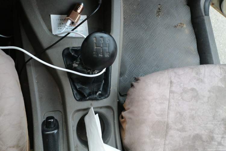 Used Wuling Rongguang V 2016 1.2L Practical Version Gear Lever