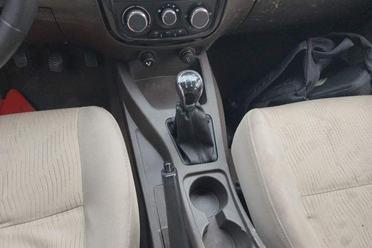 Used Wuling Rongguang V 2016 1.2L Standard Version Gear Lever