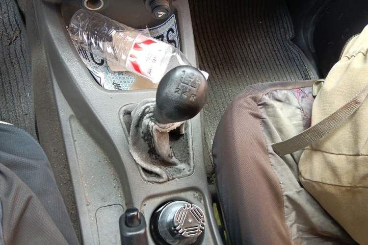 Used Wuling Rongguang V 2016 1.2L Standard Version Gear Lever