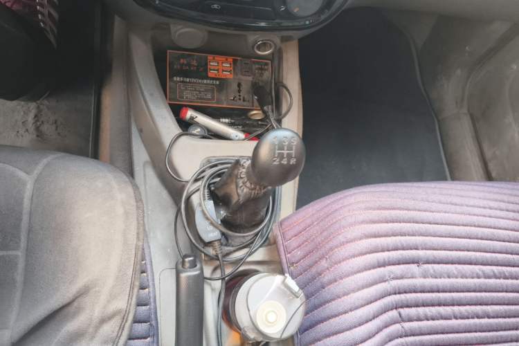 Used Wuling Rongguang V 2016 1.2L Practical Version Gear Lever