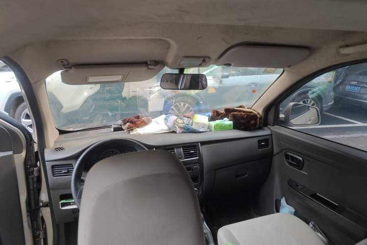 Used Wuling Rongguang V 2016 1.5L Standard Version Headliner