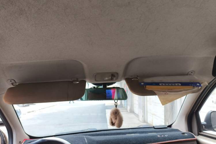 Used Wuling Rongguang V 2016 1.5L Practical Version Headliner