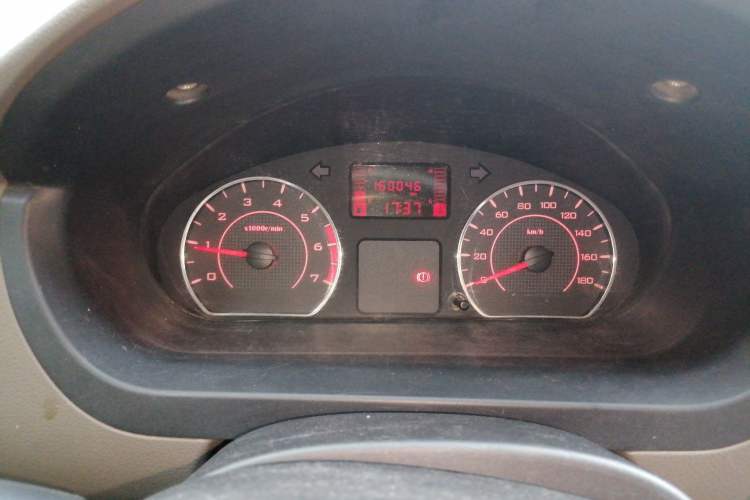 Used Wuling Rongguang V 2016 1.2L Practical Version Instrument Cluster
