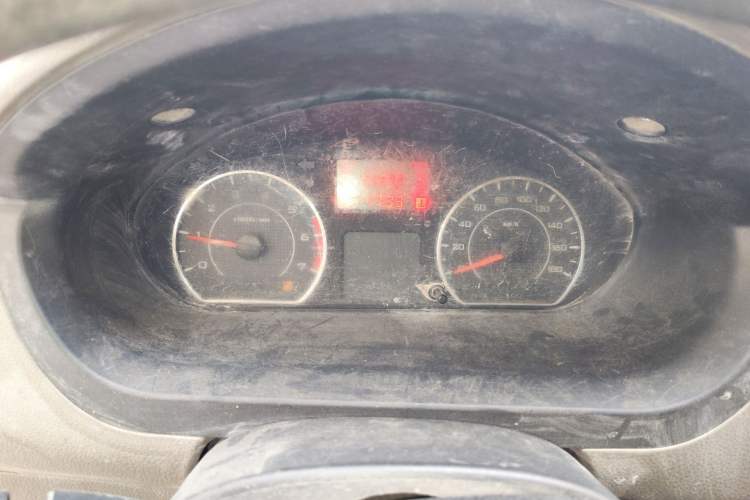Used Wuling Rongguang V 2016 1.5L Practical Version Instrument Cluster