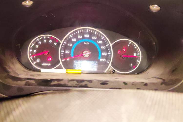 Used Wuling Rongguang V 2016 1.5L Standard Version Instrument Cluster
