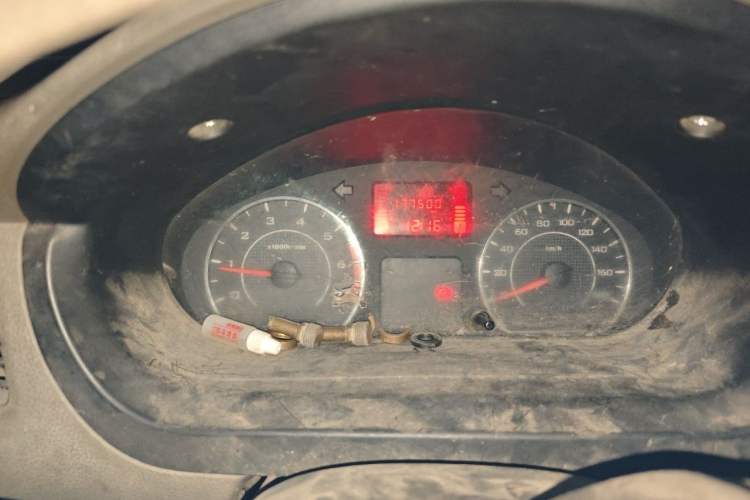 Used Wuling Rongguang V 2016 1.5L Practical Version Instrument Cluster