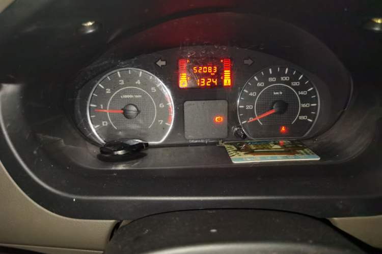 Used Wuling Rongguang V 2016 1.5L Practical Version Instrument Cluster
