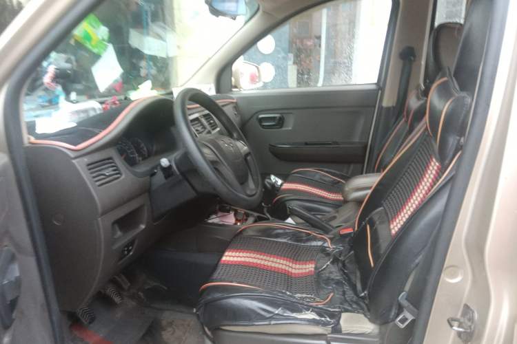 Used Wuling Rongguang V 2016 1.5L Standard Version Left Front Seat