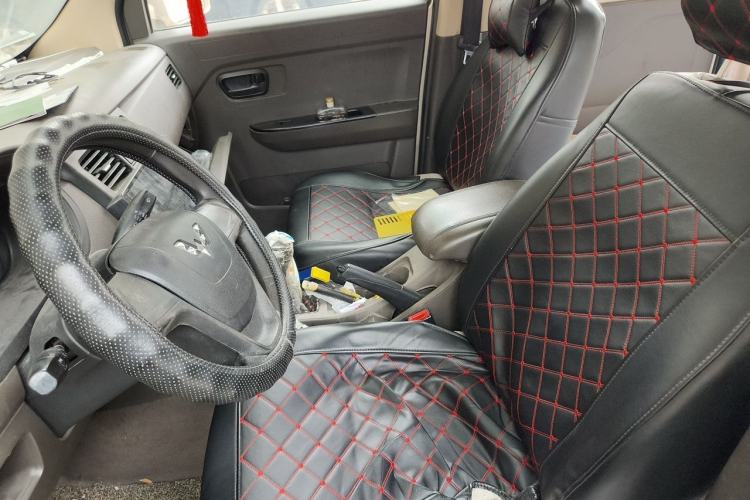 Used Wuling Rongguang V 2016 1.2L Standard Version Left Front Seat
