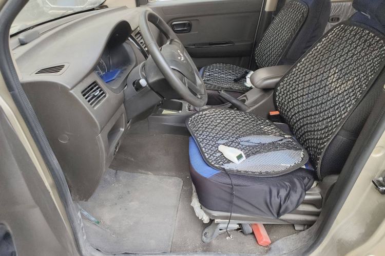 Used Wuling Rongguang V 2016 1.2L Standard Version Left Front Seat