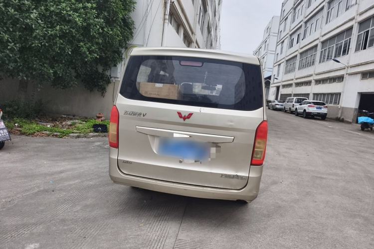 Used Wuling Rongguang V 2016 1.5L Standard Version Rear