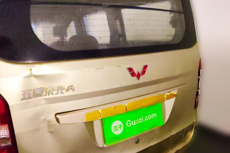Used Wuling Rongguang V 2016 1.5L Standard Version Rear