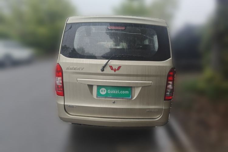 Used Wuling Rongguang V 2016 1.5L Standard Version Rear