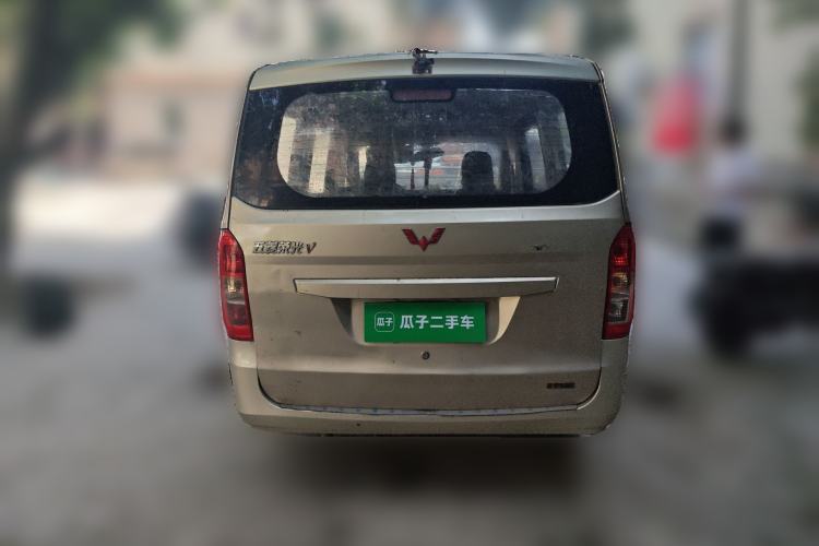Used Wuling Rongguang V 2016 1.5L Standard Version Rear