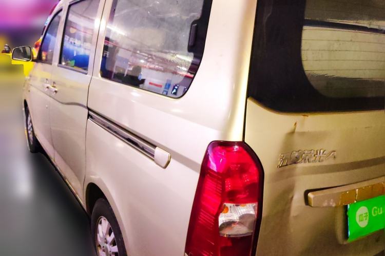 Used Wuling Rongguang V 2016 1.5L Standard Version Rear Left 45 Deg