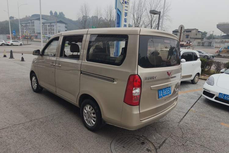 Used Wuling Rongguang V 2016 1.2L Standard Version Rear Left 45 Deg
